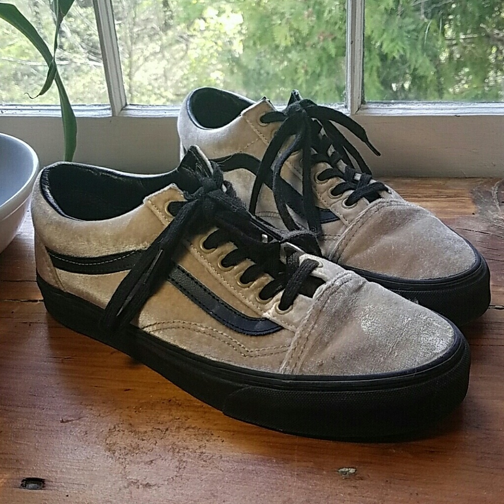 VANS Velvet Old Skool (tan/black)